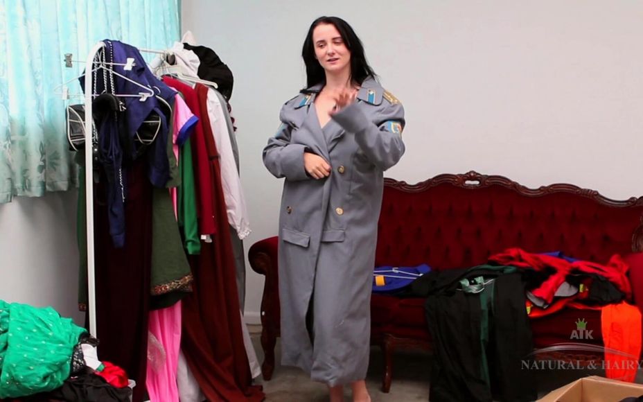 Aeryn Walker Is Happy To Let You Get To Know Her Better In An Interview