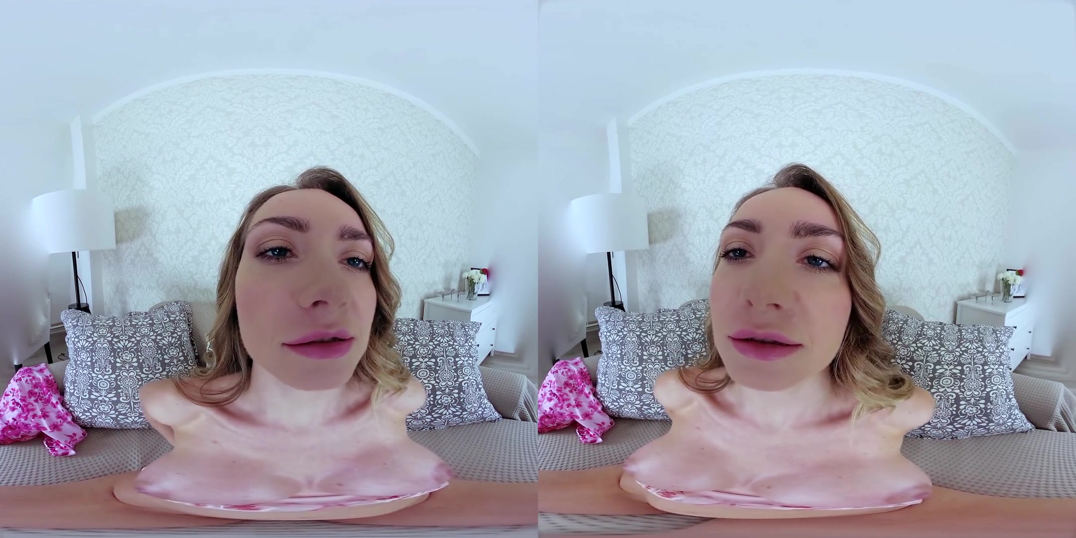 Victoria Puppy in Very Close Experience - VRIntimacy