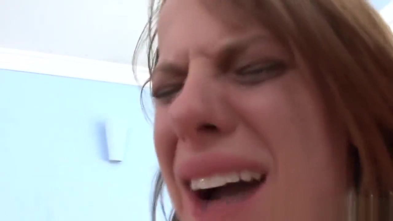 Lez stepsister tastes box