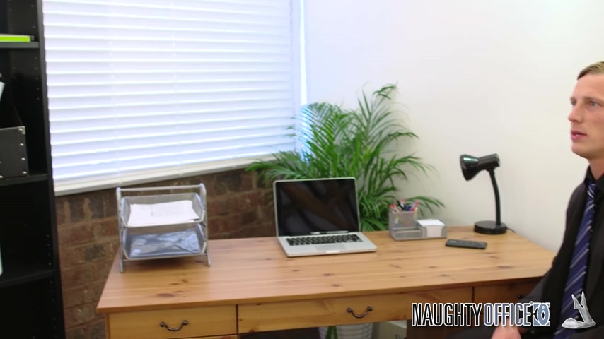 Victoria Summers - naughtyoffice
