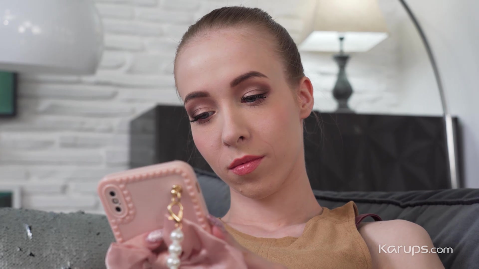 Nata Ocean Fucks a Strong Man - Karups