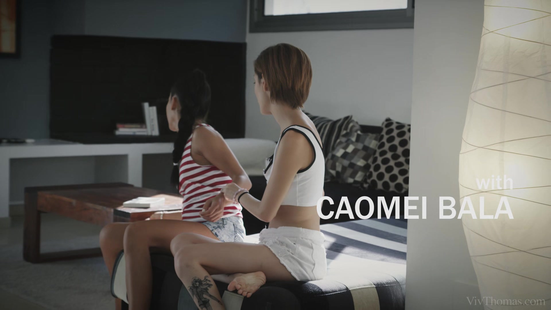 Neverending Love 1 - Continuous - Apolonia & Caomei Bala - VivThomas