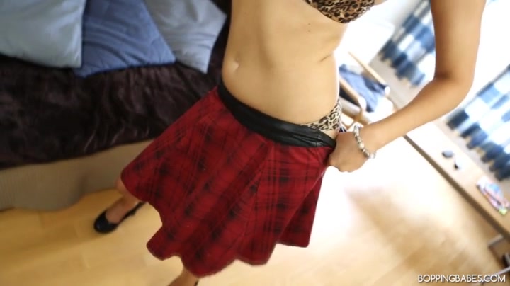Jen Nev - At Home With Sexy - BoppingBabes