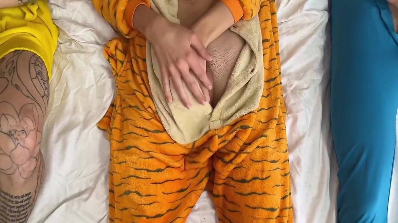 The Games Of Three Twinks Grew Into A Juicy Fuck, Let A Tight Twinks Asshole Go Around In A Circle 11 Min - Max Gen, Ethan Lestray And Alessandro Olivetti