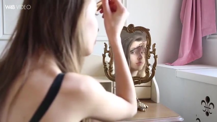 Mila Azul In Violoncello In Hd