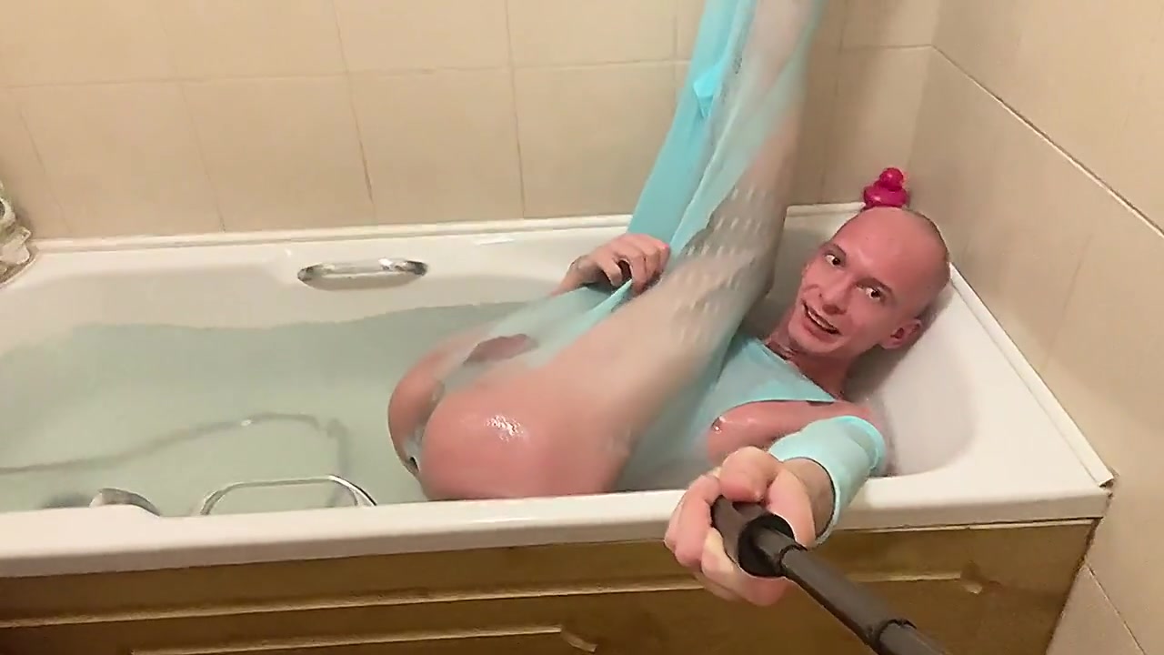 Fully Shaved Skinny Bald Femboy Takes Bath In Feminine Clothing