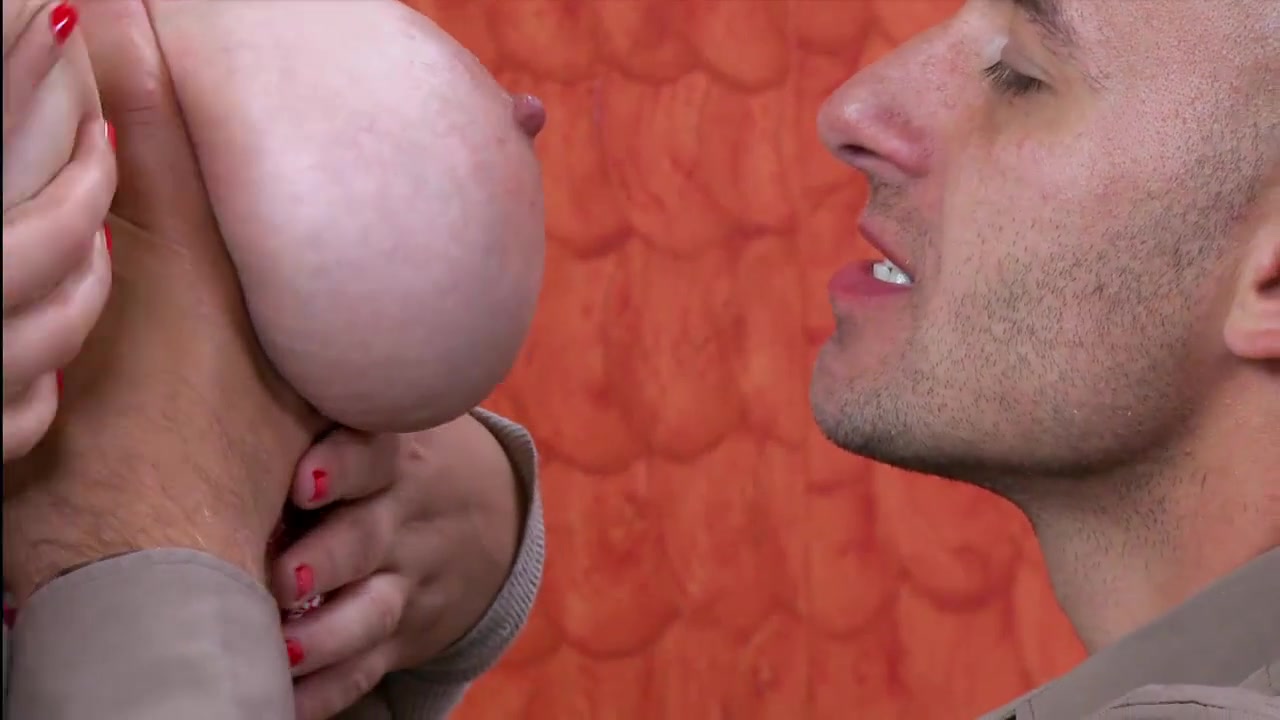 Super stud fucks my tits and ass - TacAmateurs