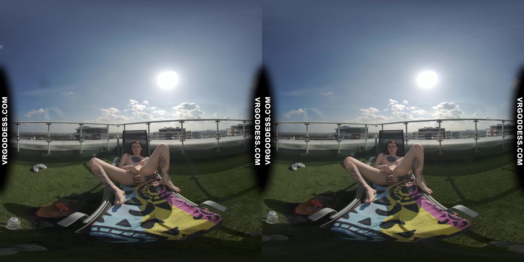Afternoon Fun In The Sun Hot Tattoo Girl Brille Jills Herself Off Dildoing While Sunbathing