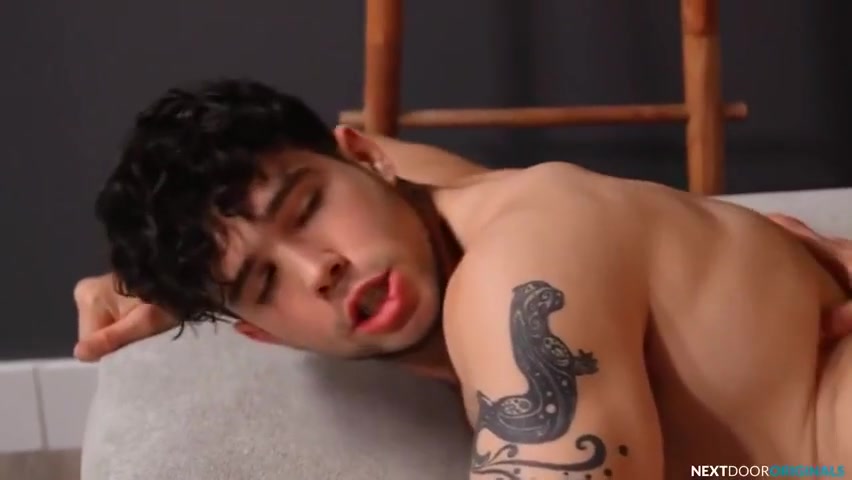 My Friend Made Me Cum!!