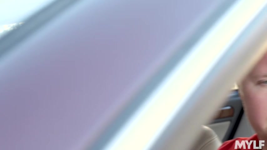 Sexy MILF Fucking Scene - MYLF