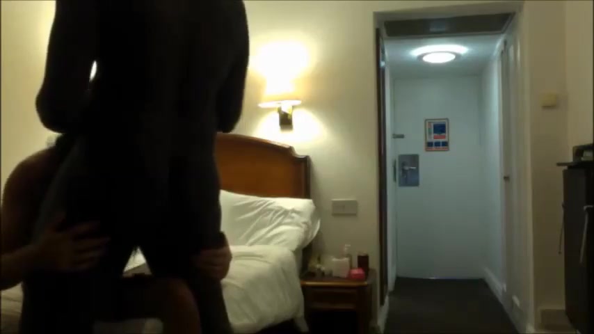 Teodoratv suge pula la negrii pe bani
