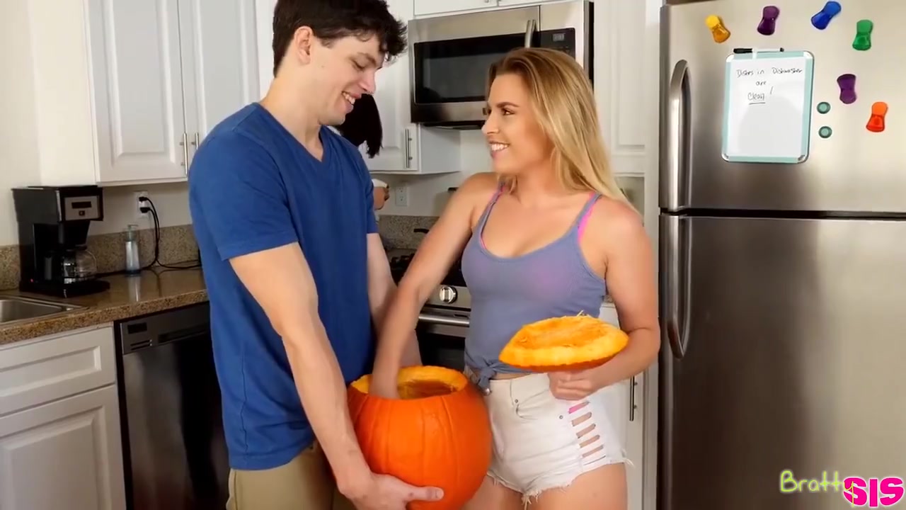Alex D And Aubrey Sinclair - Pumpking Fuck