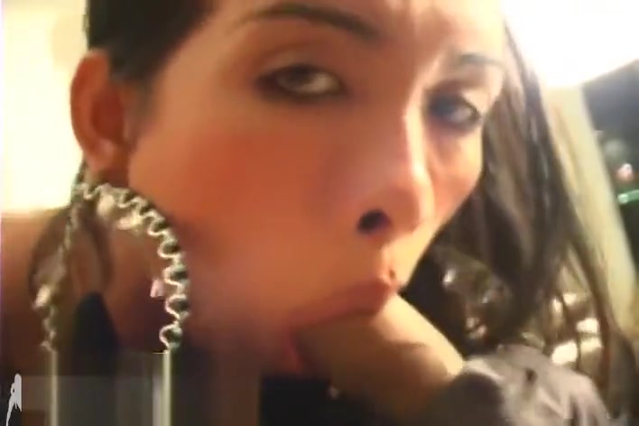 Long Legged TGirl Sucks a Nice Cock