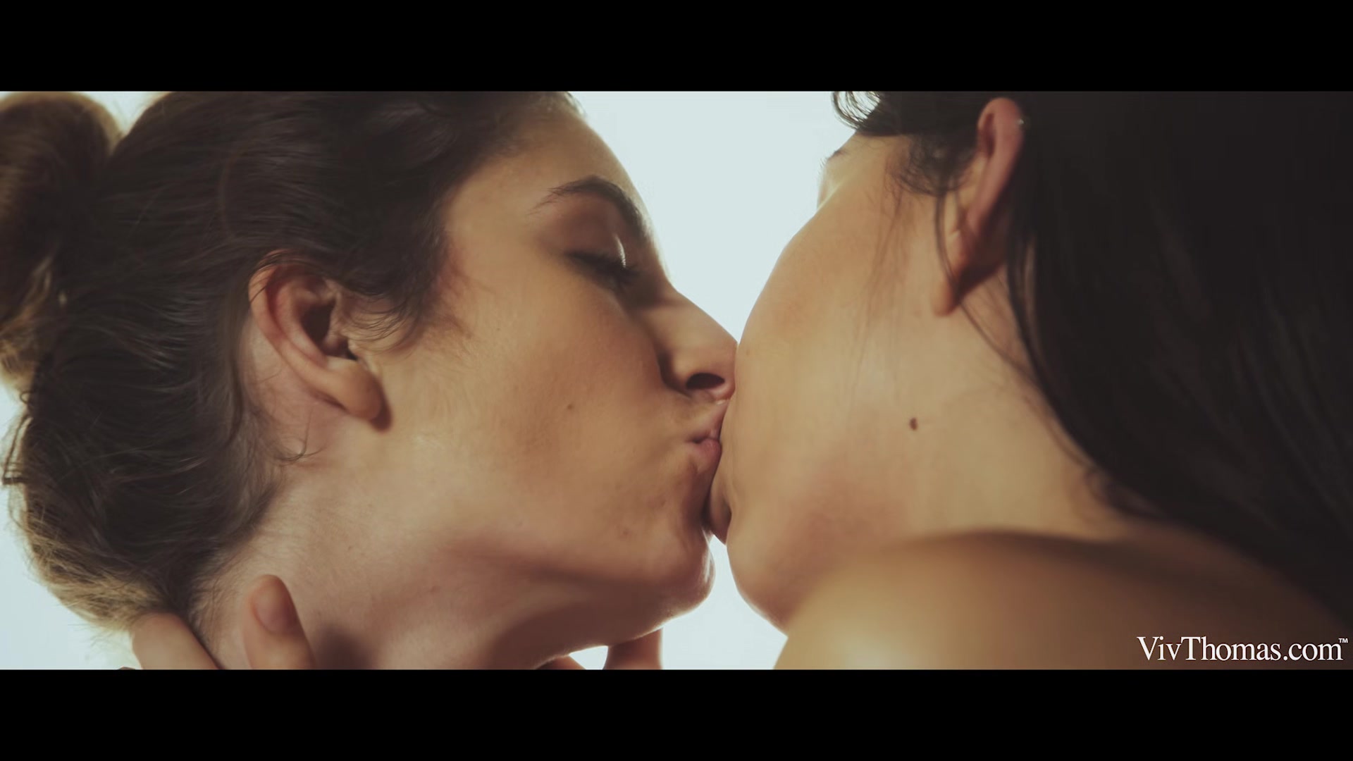 Sex Message V 4 - Anya Krey & Candice Demellza - VivThomas
