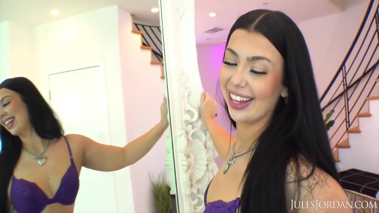 Big Butt Goddess Has More Ass Than You Can Imagine 14 Min With Manuel Ferrara And Holly Day