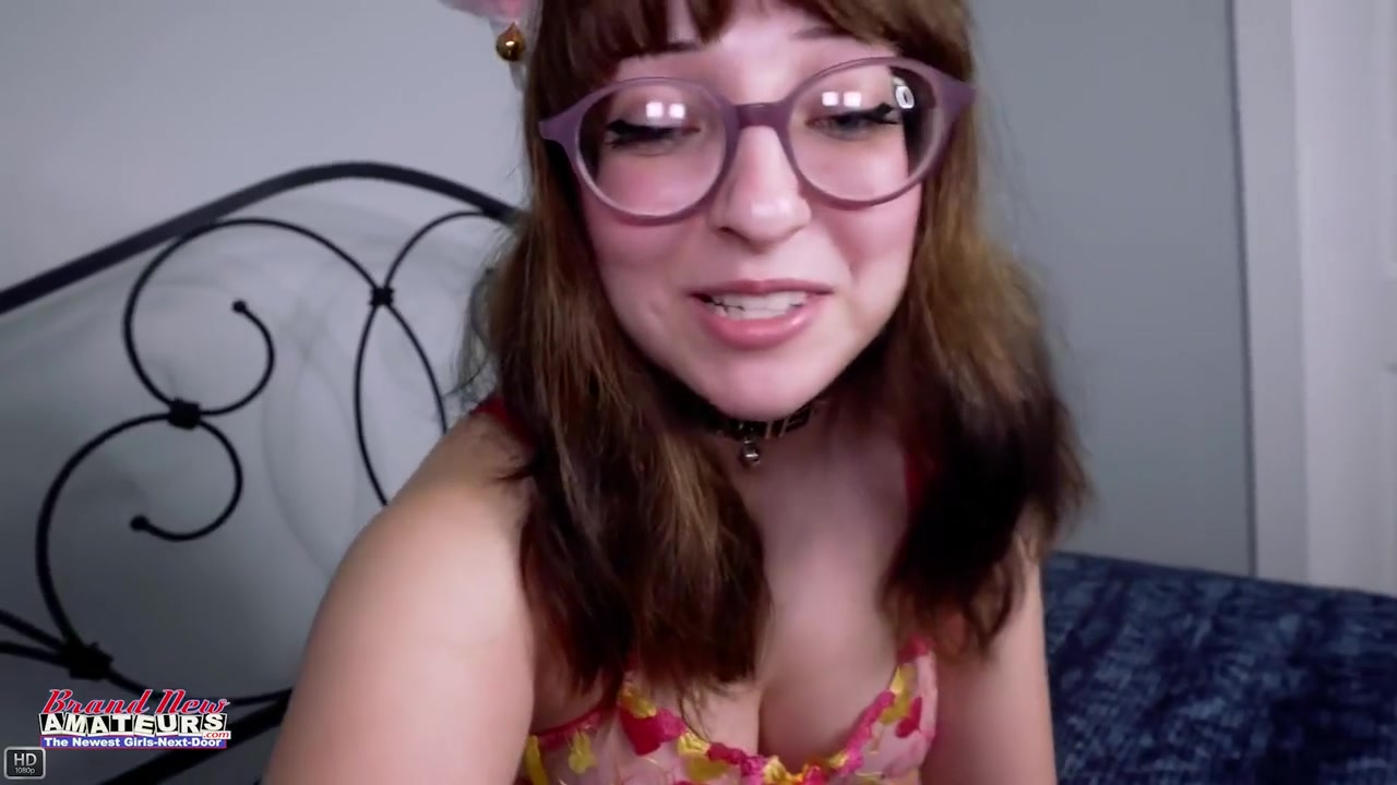 Bisexual Kitty-hotties Lain And Violet Share A Horny Dick And Lick Pussy!