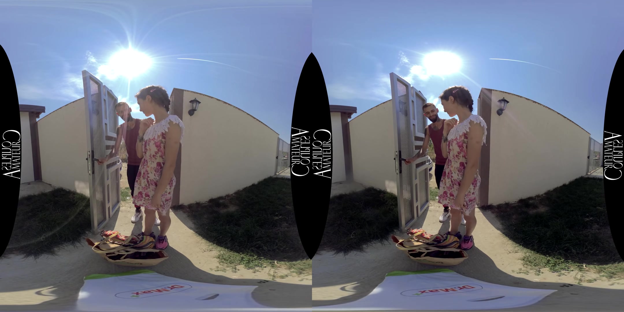 Helping My Neighbour With A Face Full Of Cum - AmateurCouplesVR