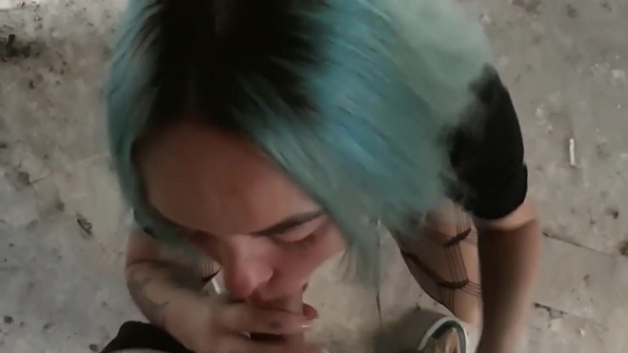 ⭐fucking A Girl In An Abandoned Building