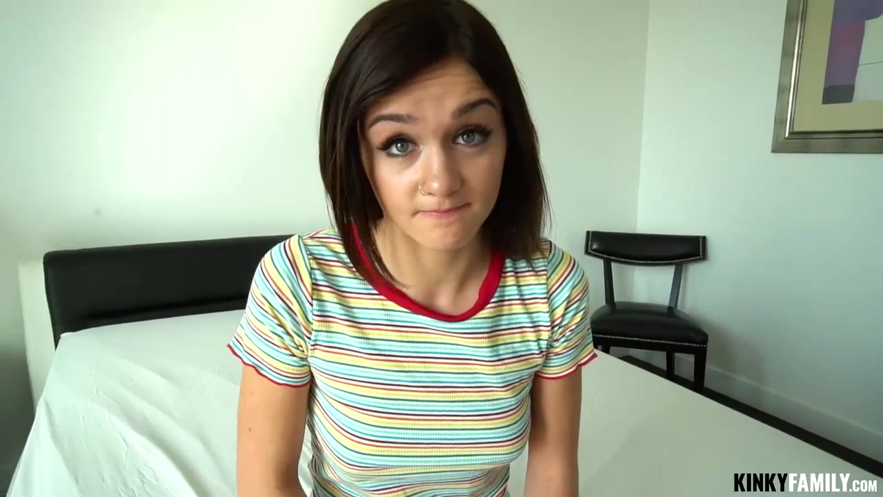 Rosalyn Sphinx in Cash got me fucking my stepsis
