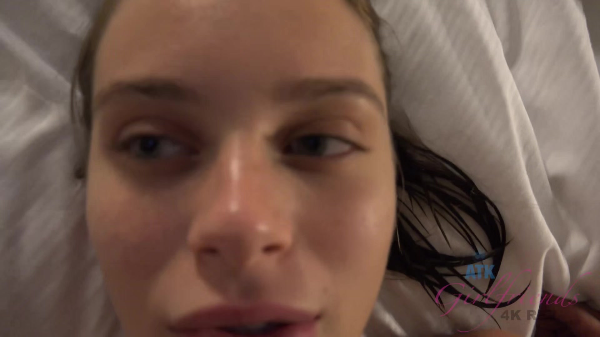 Virtual Vacation Las Vegas With Lana Rhoades 2/3