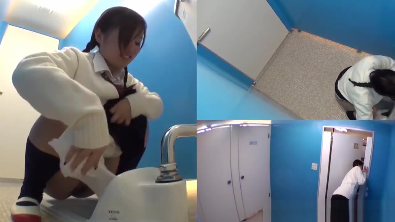 teen 18+ students 18+ Urinating