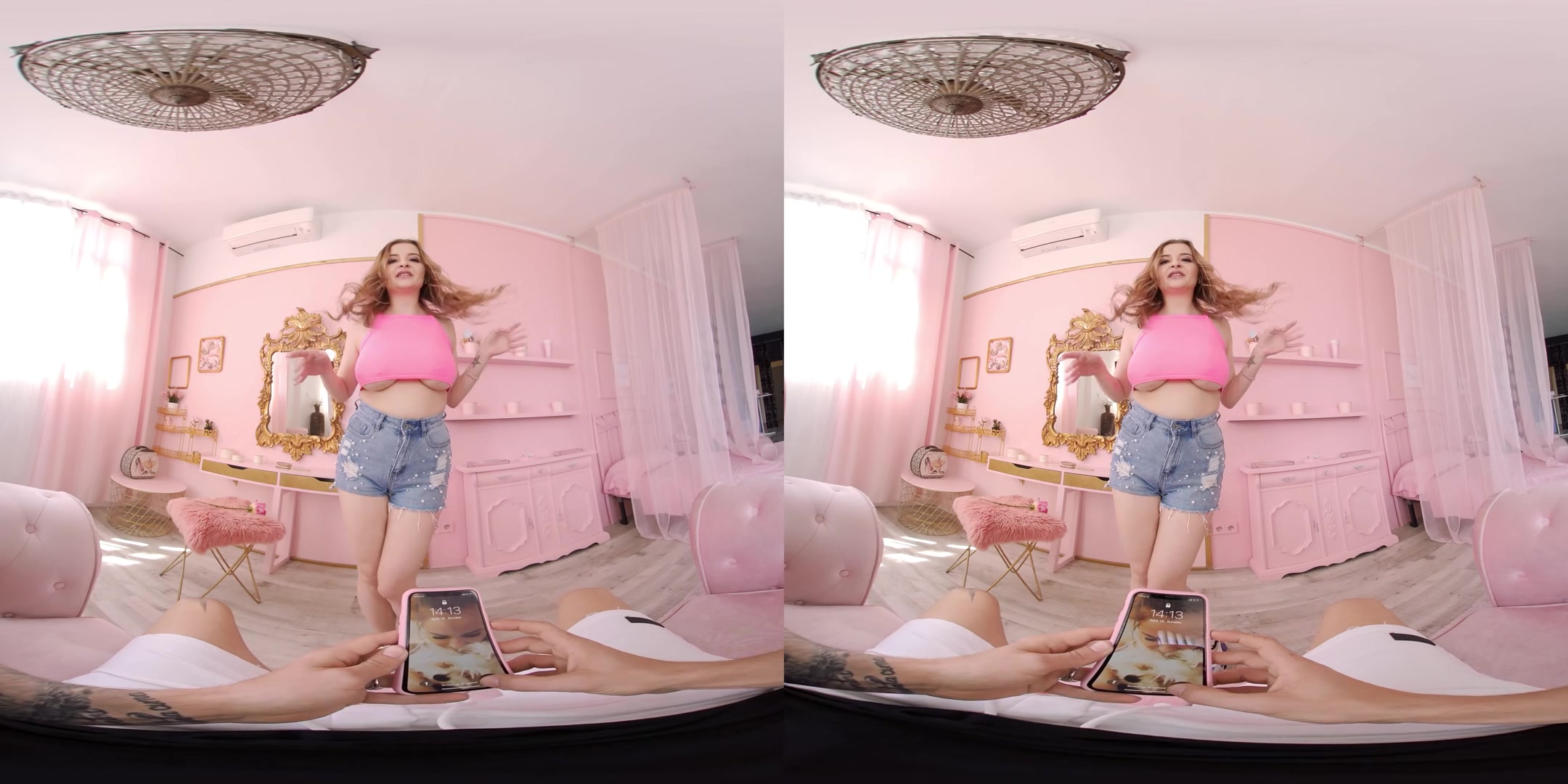 Bouncing Boobs - RealJamVR