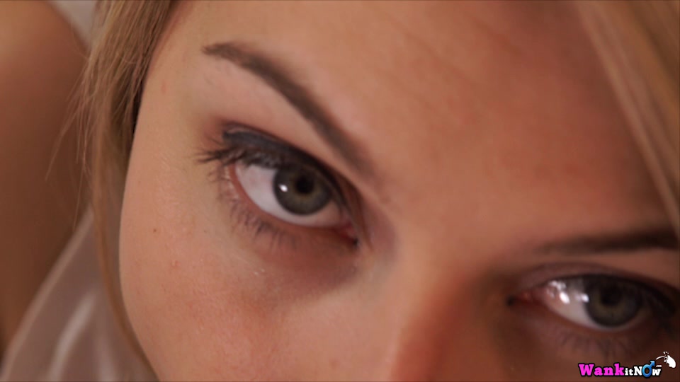 Chloe Toy - Bedtime Wank:Pt2 - Sexy Videos - WankitNow