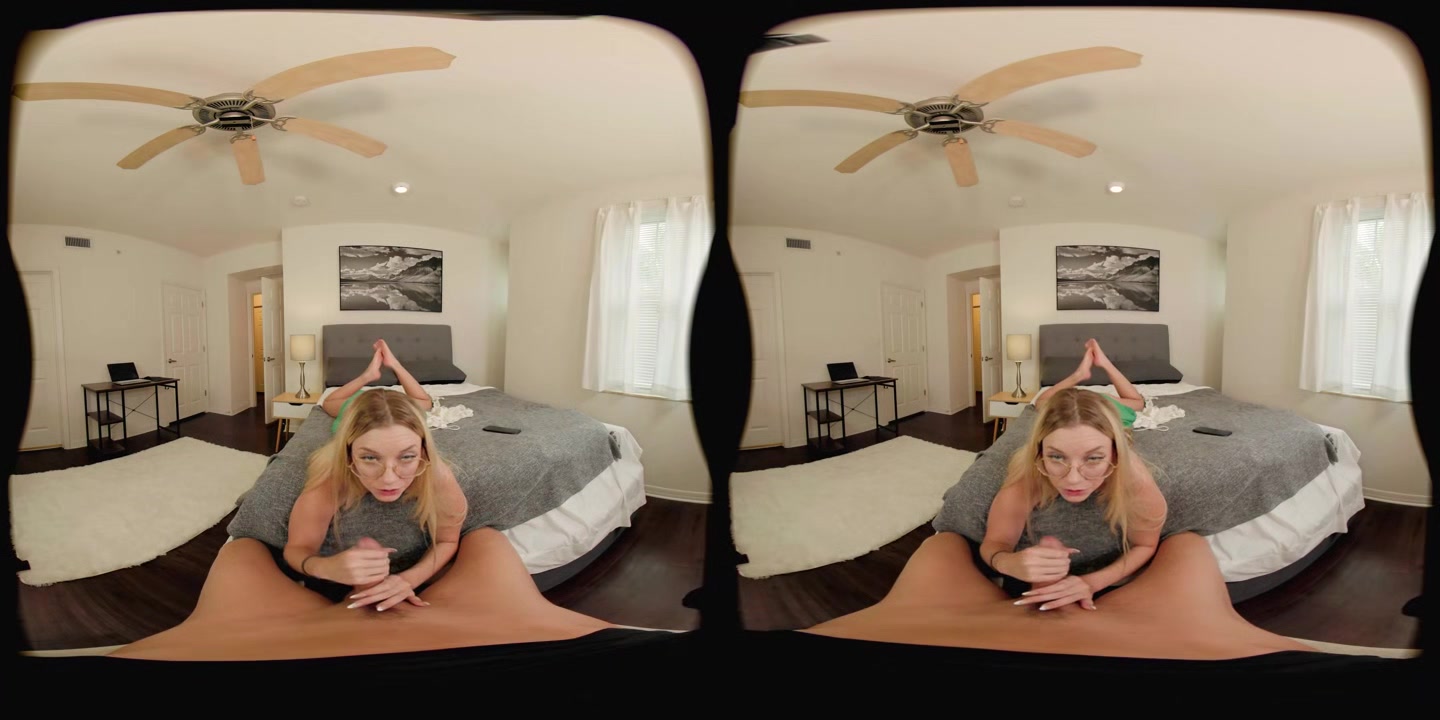 Stepsis Takes Stepbro's Dick Pic