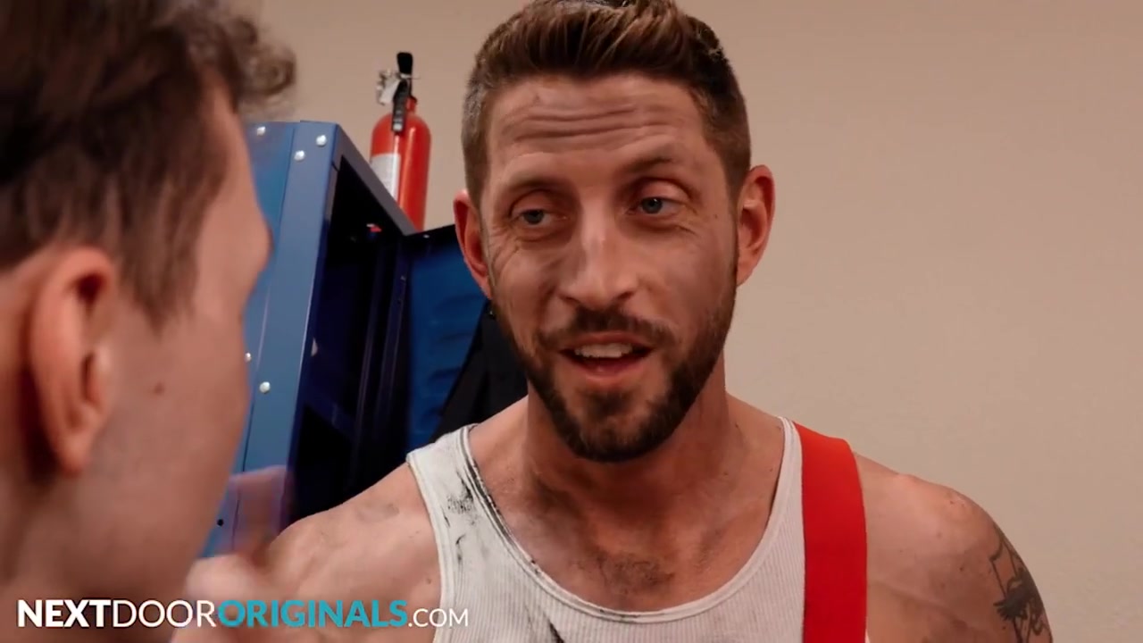 Twink Uses His Knob To Show His Appreciation To Frui With Tyler Nixon