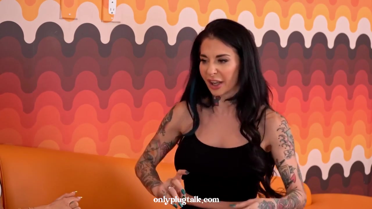 16: Adam22 And Fuck During A Podcast - Joanna Angel