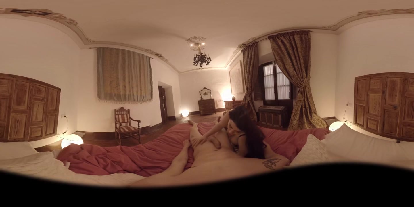 The Spanish Threesome: Deepthroat in POV