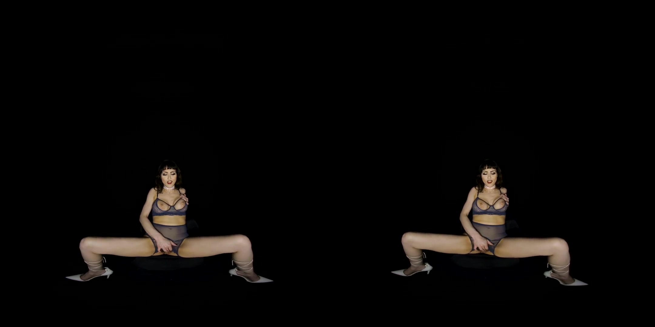 Audrey Noir - SexLikeReal