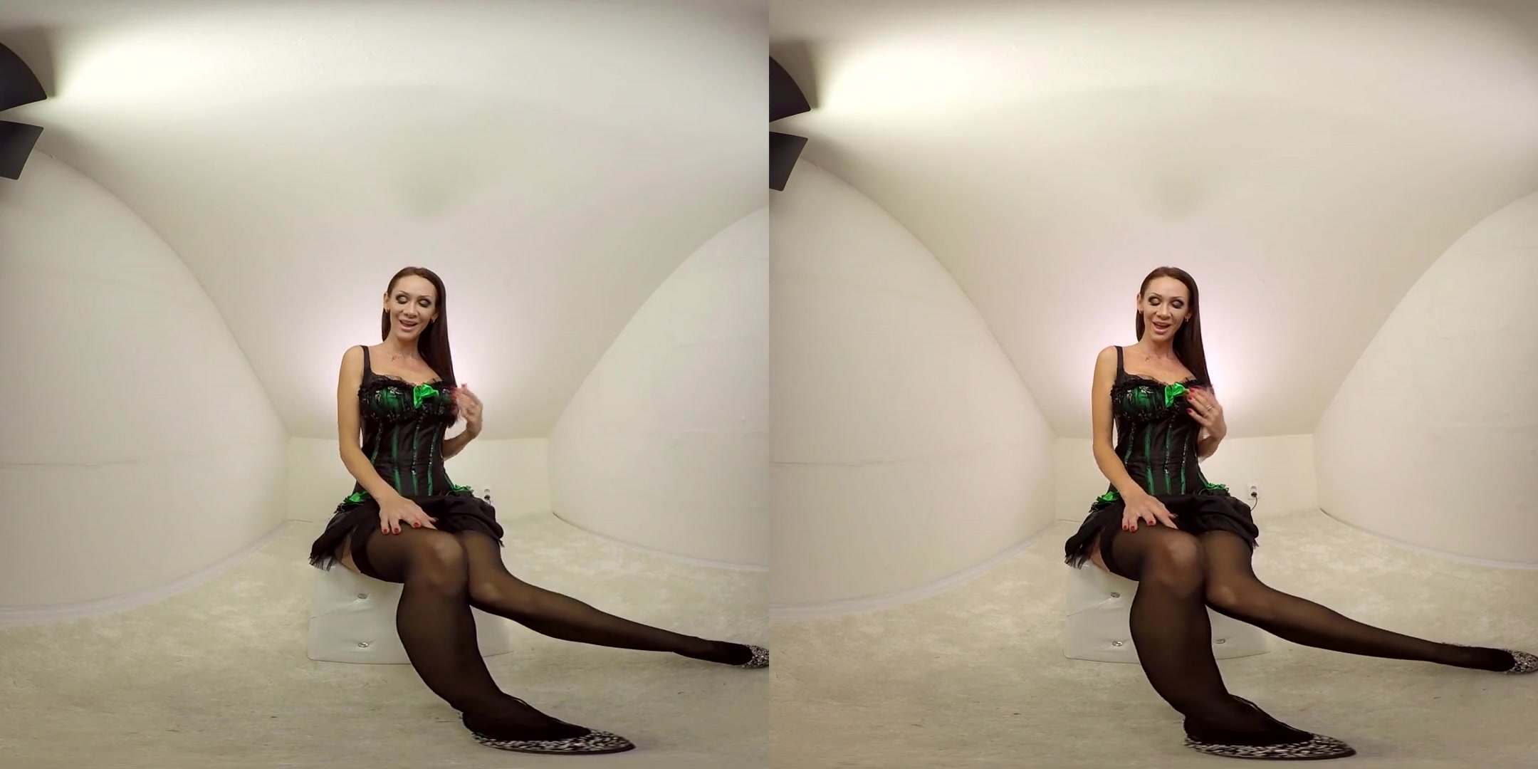 Cynthia Vellons in Cynthia Vellons Big Tits and Vibrator - BravoModelsMedia