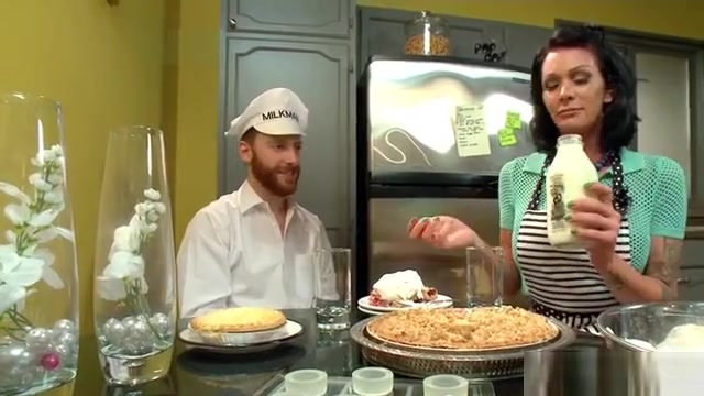 Milkman sucks shemales cock in kitchen