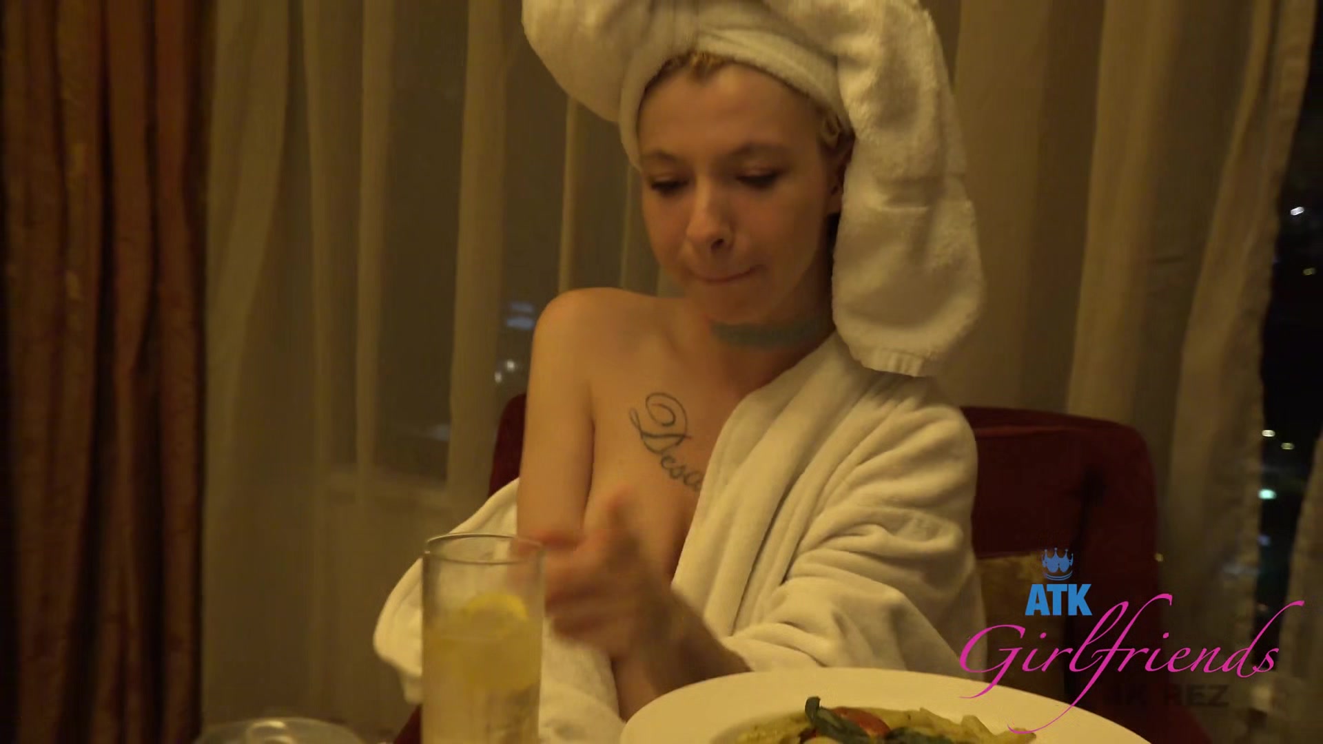After Dinner Kenzie Quickly Is On My Cock