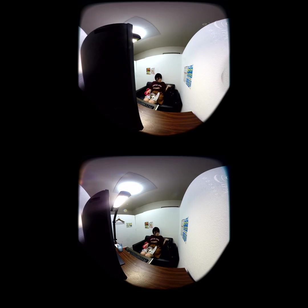 Asian teen 18+ Masturbates in Study Hall - PetersPrimoVR