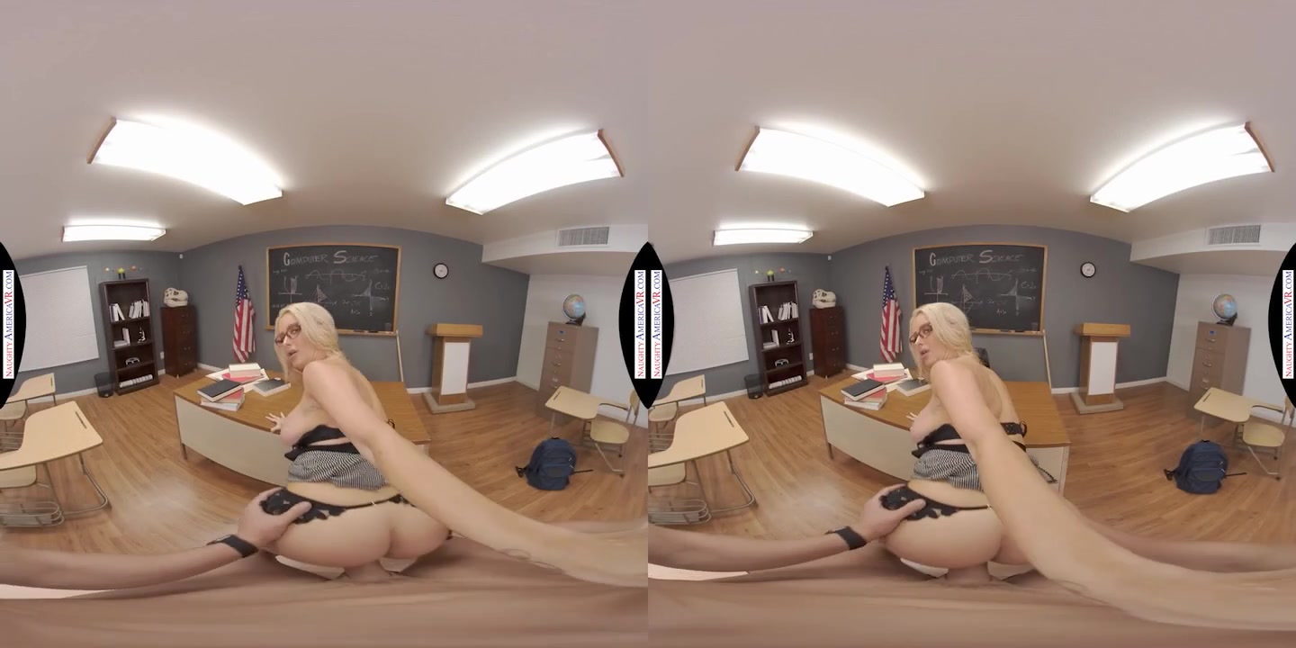 Ms. Linzee Ryder Need Your Computer Expertise And In Return, She'll Fuck Your Brains Out