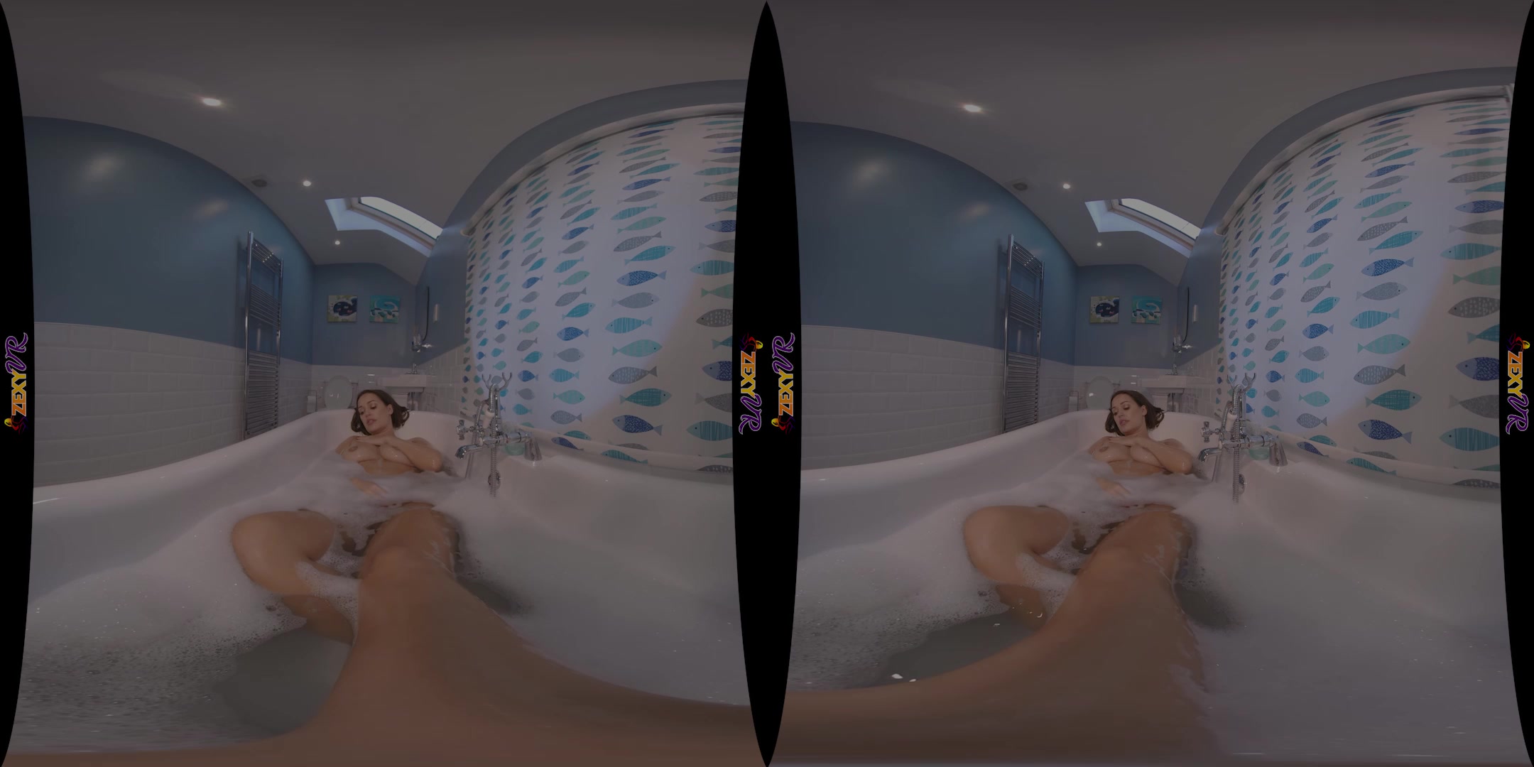 Bathe With Me Pt:2 featuring Frankie L - ZexyVR