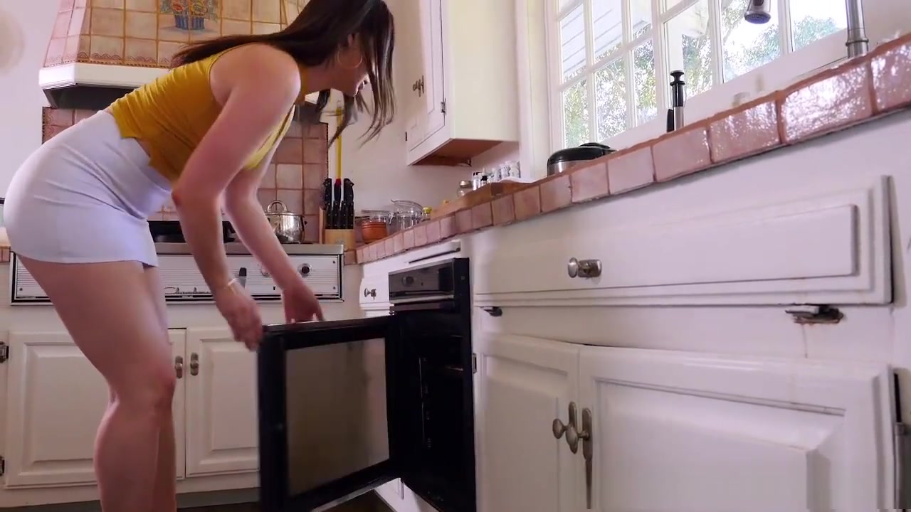 Hot babysitter Paris accidentally seduces her boss