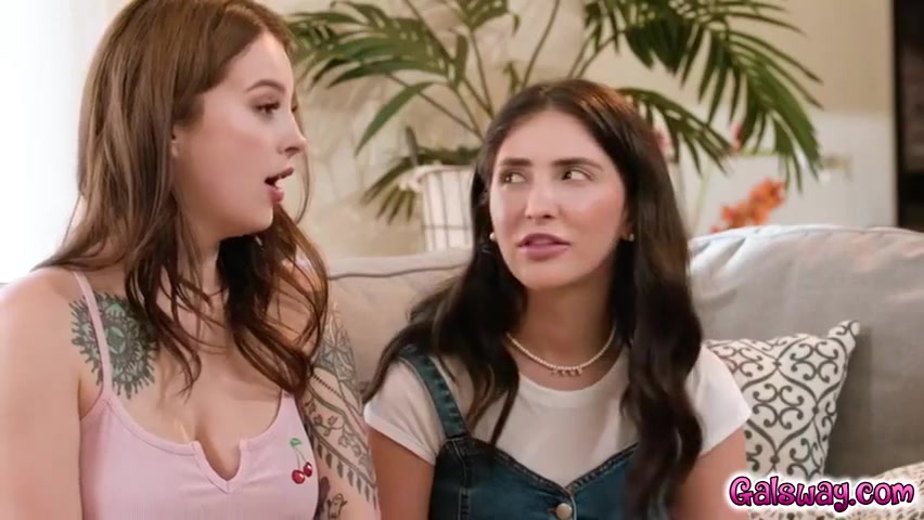 Jane Wilde, Penney Play And Maddy May - Penny Feel Lusty Around Her Stepdaughter