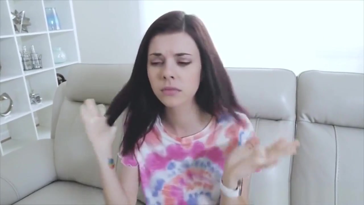Tomboy stepsis proove her sexuality with a blowjob