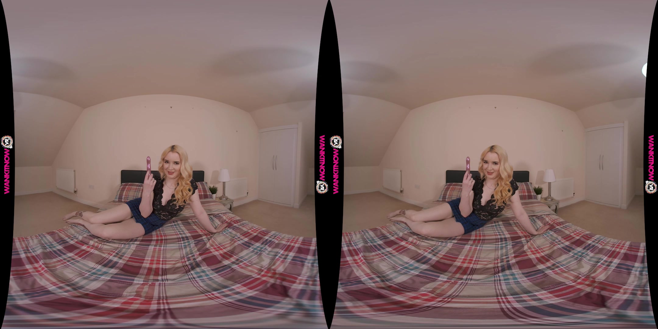Innocent Wank featuring Lana - WankitNowVR