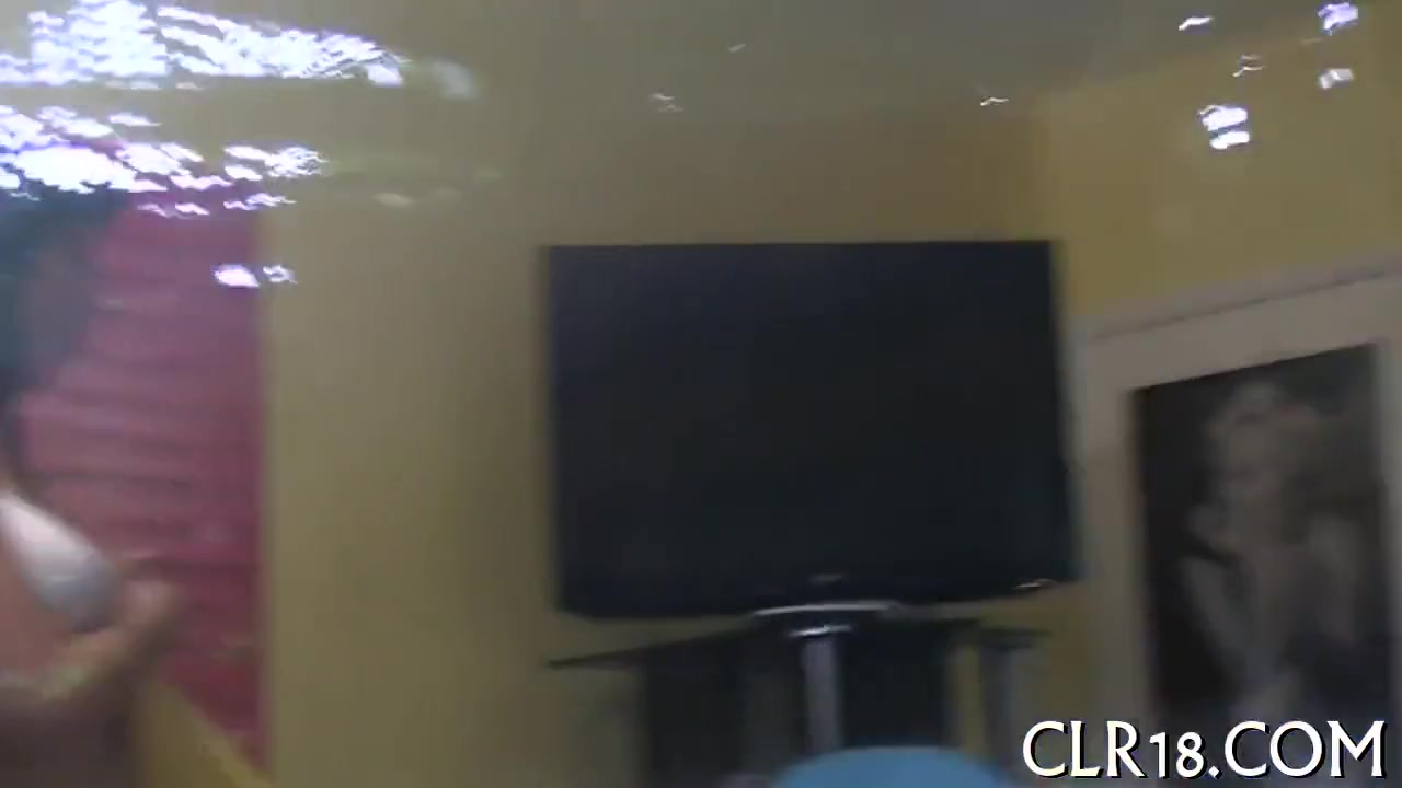 Gal Fucked In Juicy Pussy