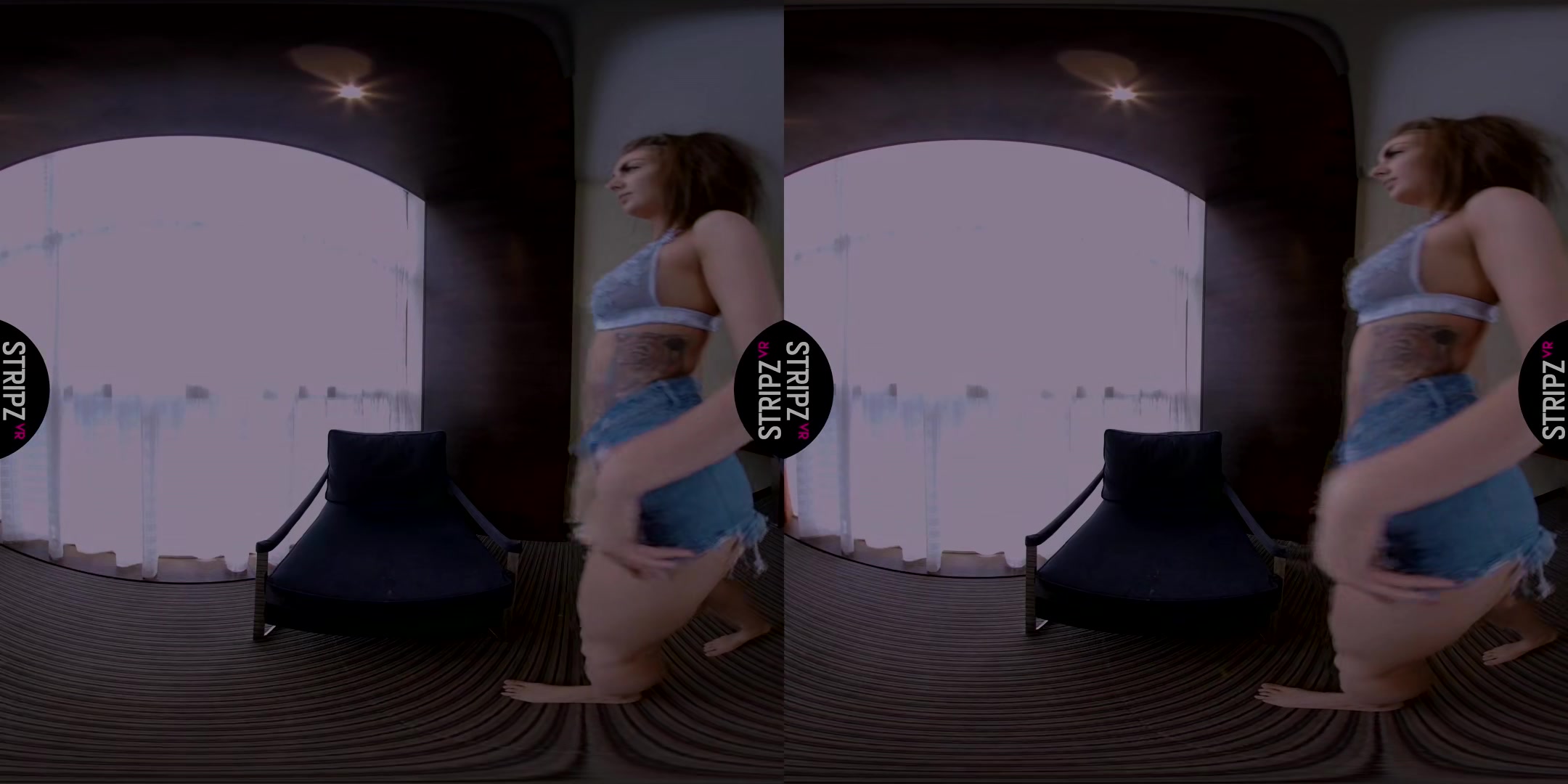 Hotpants - StripzVR