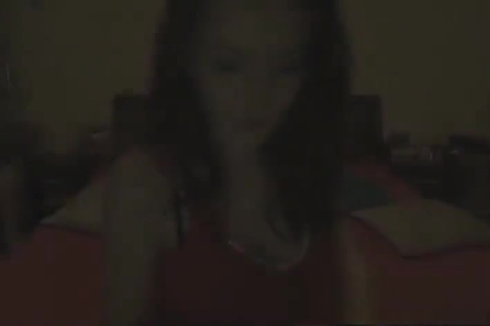 nice-looking Female Or ladyboy?
