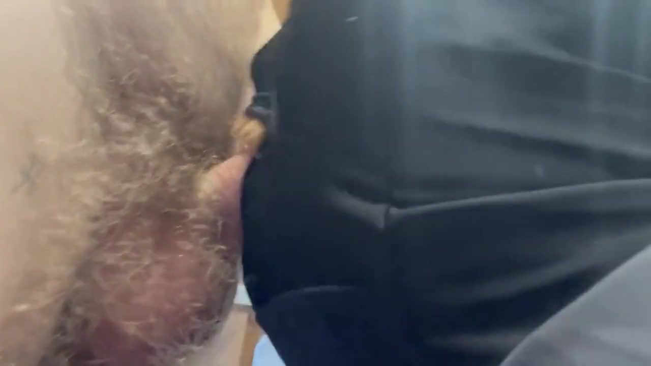 Discreet Coach Sucks Players Dick After Practice
