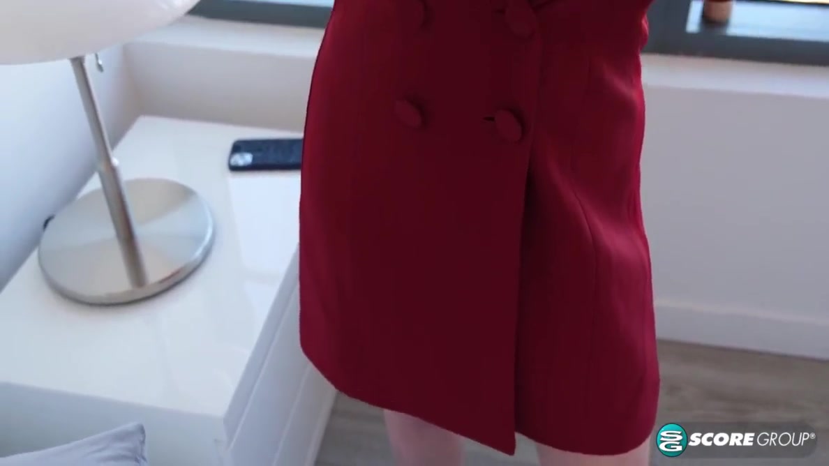 Pay Attention! Theres A Big-titted Milf Who Wants To Fuck