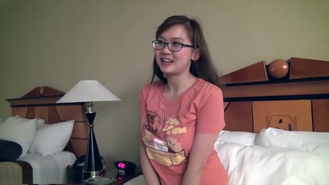 Cute busty asian girlfriend fngers