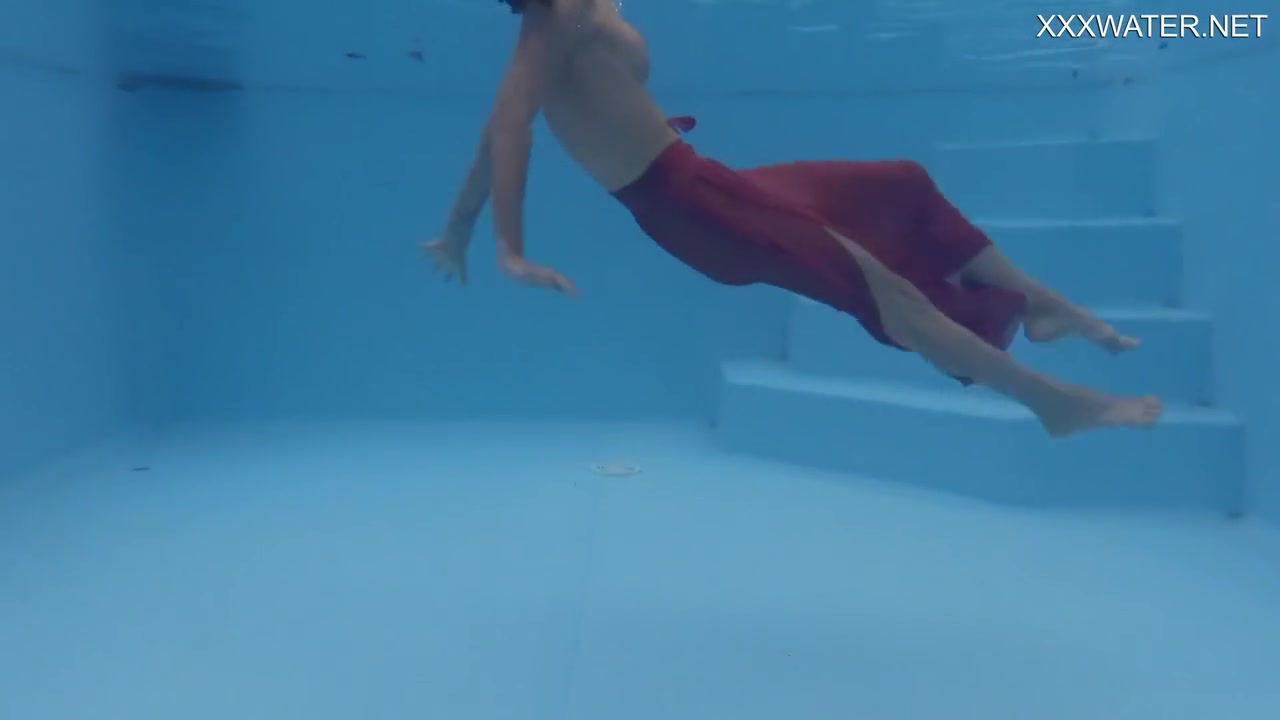 Hermione Ganger - Tiny Skinny Pornstar In The Pool