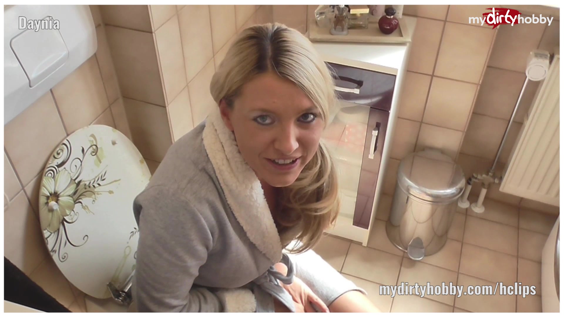 Daynia ist eine geile blonde bitch!